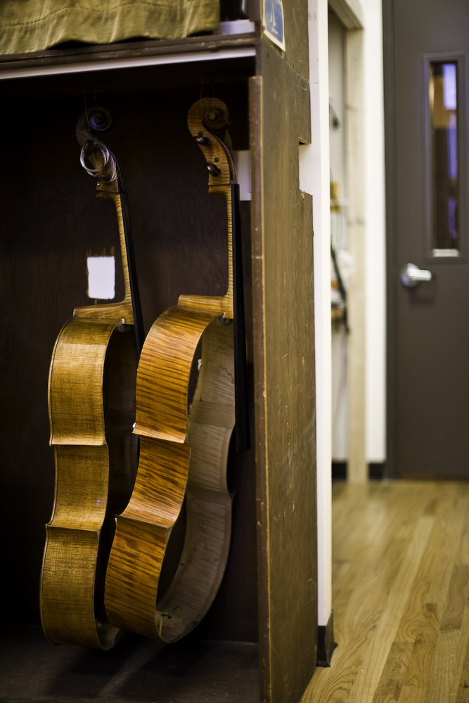 violinshop_bysarahtew09